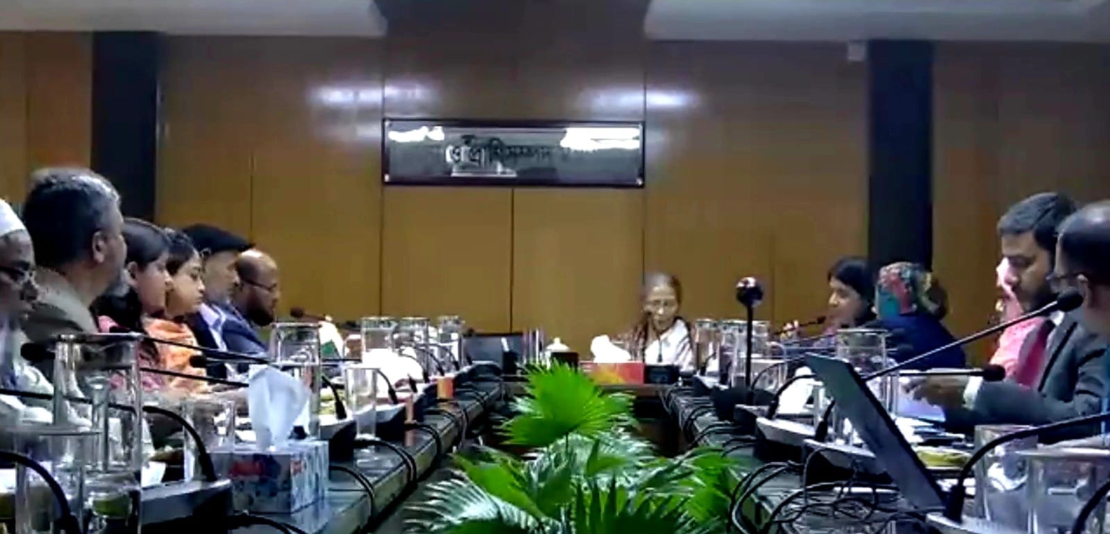 ইনডোর ও কৃত্রিম পদ্ধতিতে ইলিশ চাষ বিষয়ে সরকারের কোন অনুমোদন নেই
